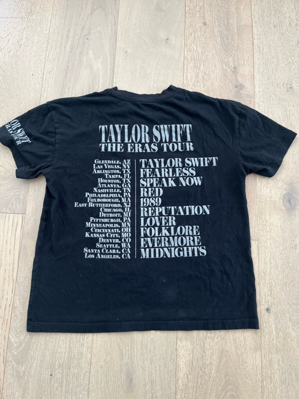 Taylor Swift Black Eras Tour Grid Tee sz S - Picture 4 of 4